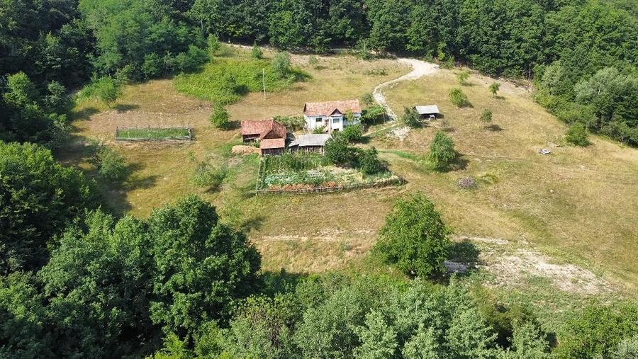 Teren de 28775 mp, în Groși