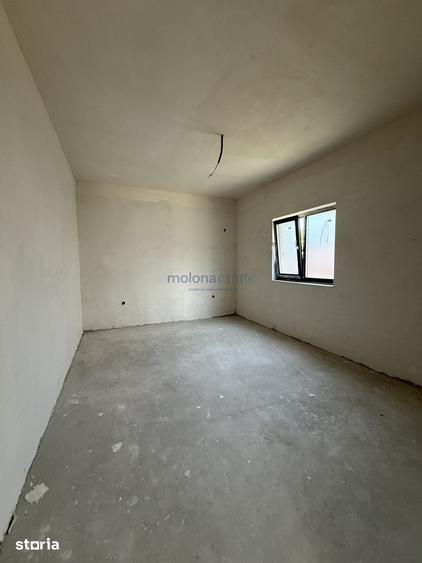 Casă cu 4 camere cu Teren 403 Mp în Dâmbul Rotund