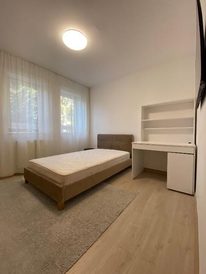 Apartament cu 4 camere decomandat, mobilat în Avantgarden