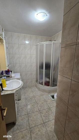 Apartament cu 3 camere în Babadag
