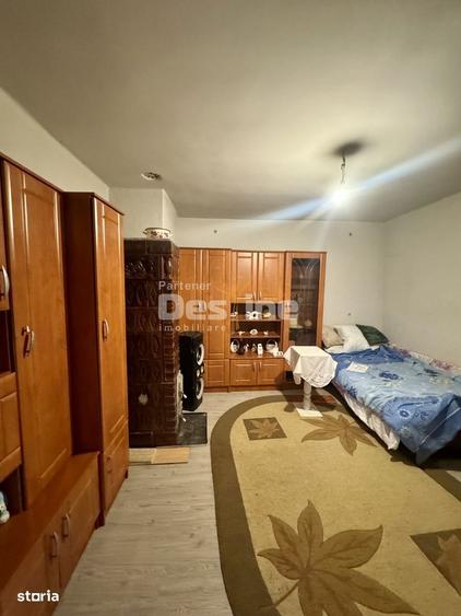 Casă cu 2 camere cu Canalizare în Uroi