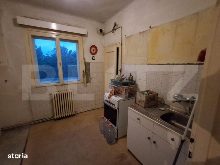 Casă cu 4 camere în Central