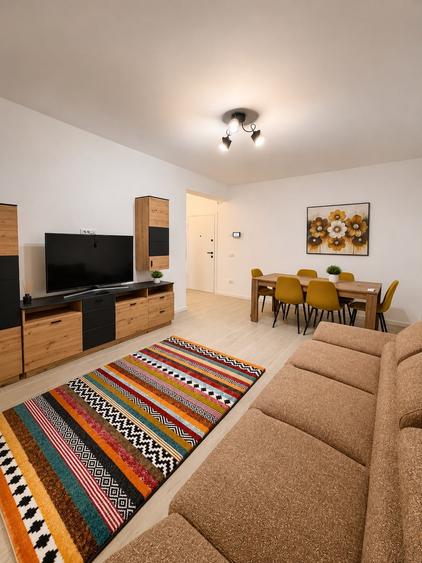 Apartament cu 2 camere decomandat în Păcii