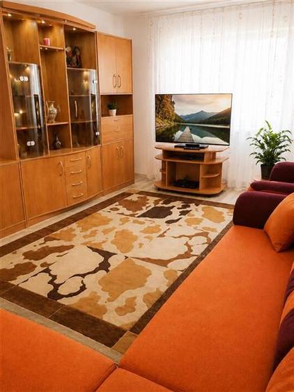 Decomandat, 2bai, balcon, Astra, Brasov - 1