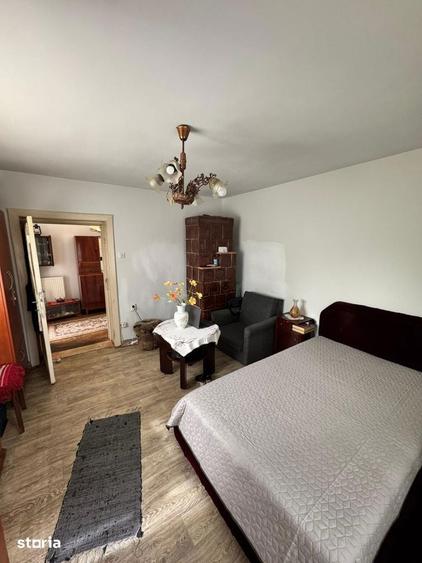 Casă cu 4 camere cu Teren 948 Mp în Brestei