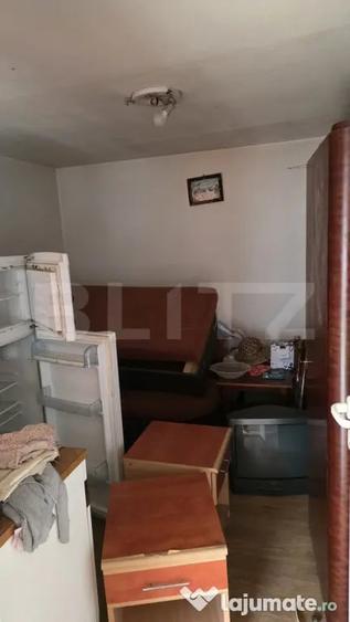 Casă cu 3 camere cu Teren 764 Mp în Central