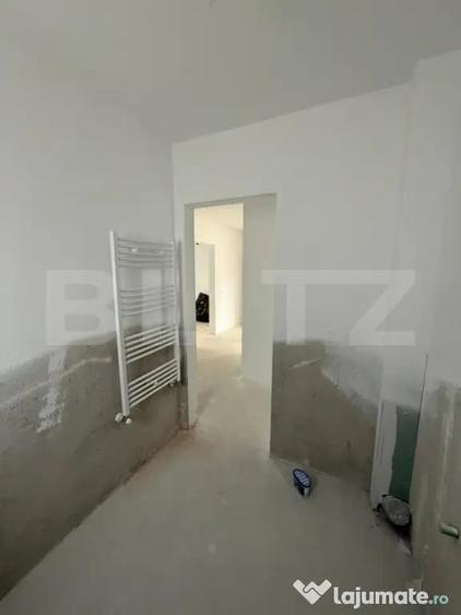 Apartament cu 3 camere decomandat în Burdujeni
