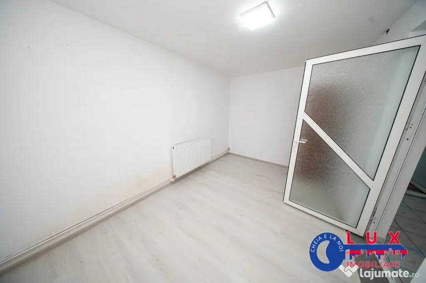 Casă cu 2 camere cu Teren 295 Mp în Babadag