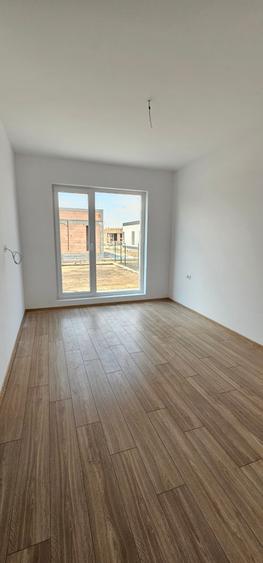 Casă individuală cu 3 camere cu Teren 335 Mp în Berceni