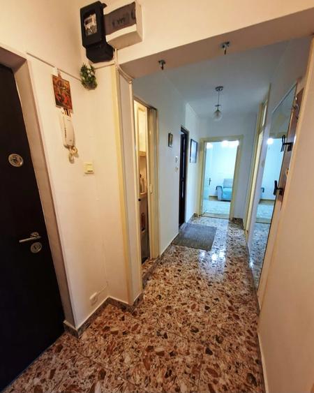 Apartament cu 2 camere decomandat în Iancului