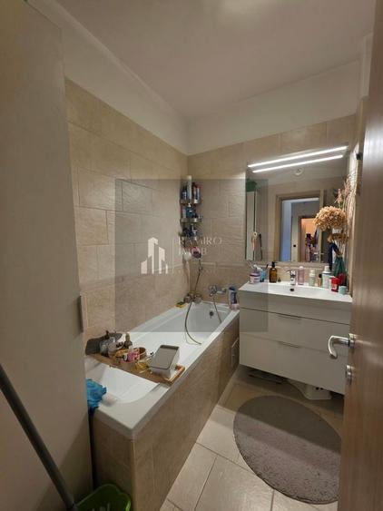 Apartament cu 3 camere decomandat, mobilat în Alexandriei