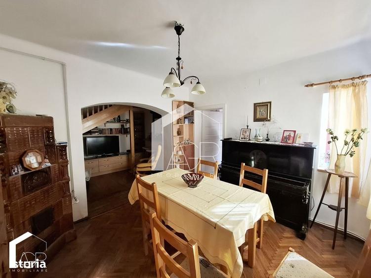 Casă cu 4 camere cu Teren 167 Mp în Republicii