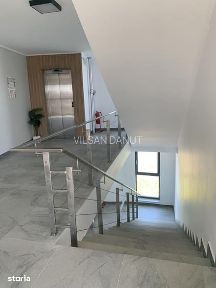 Ovidiu Lac-Apart 2 cam et 4/7 pret 100.000 euro + TVA