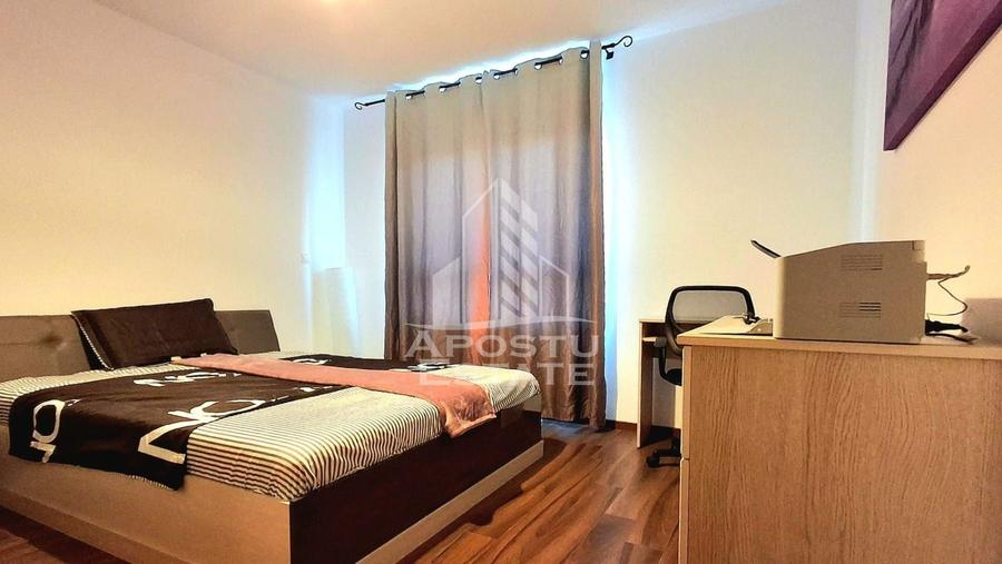 Apartament cu 3 camere decomandat, mobilat în Ultracentral