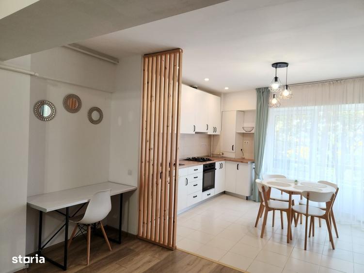 Apartament cu 2 camere semidecomandat, mobilat în Ostratu