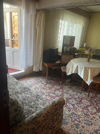 Apartament cu 2 camere în Coman