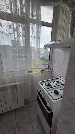 Apartament cu 3 camere decomandat în Milcov