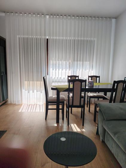 Apartament cu 2 camere decomandat, mobilat în Sânpetru