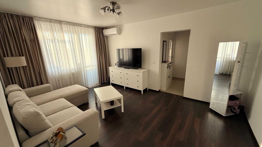 Apartament cu 2 camere semidecomandat în Brâncoveanu