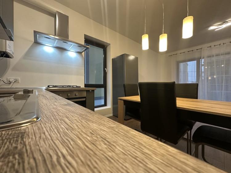 Apartament cu 2 camere, mobilat în Girocului
