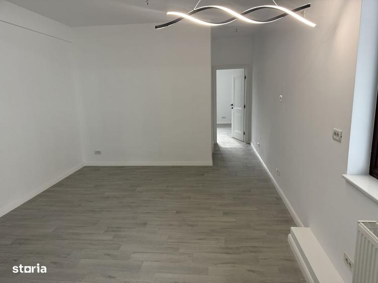 Spațiu comercial, de 470 mp, în Șcheia