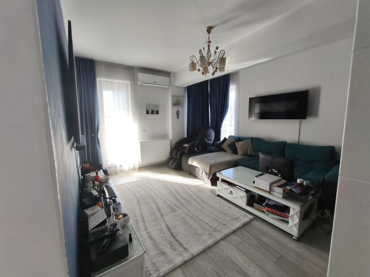 Apartament cu 2 camere decomandat în Rahova