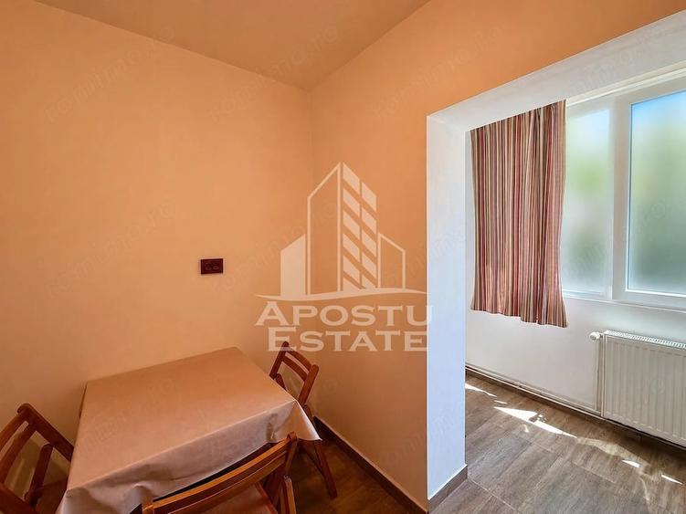 Apartament cu 2 camere decomandat în Lipovei