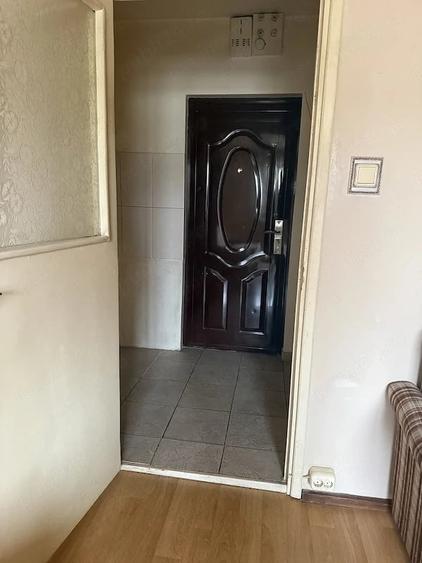 Garsonieră semidecomandată în Astra