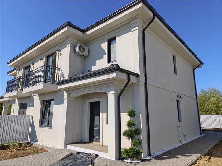Duplex cu 5 camere cu Canalizare în Moșnița Nouă