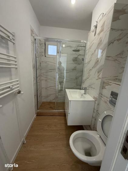 Apartament cu 2 camere decomandat în Titan — fotografia 1