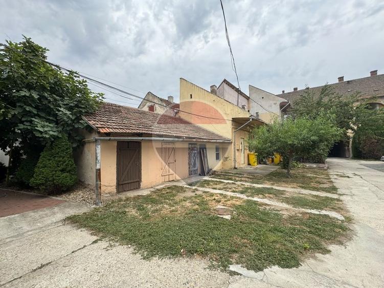 Apartament cu 2 camere semidecomandat în Ultracentral