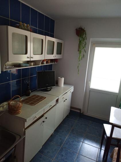 Apartament cu 2 camere decomandat în Calafat