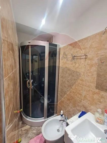 Apartament cu 2 camere decomandat în Gară