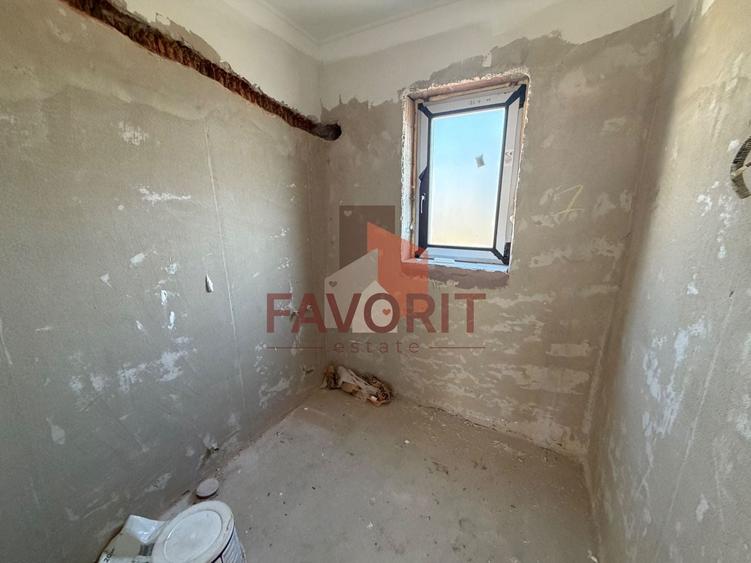 Duplex cu 4 camere cu Canalizare în Giroc