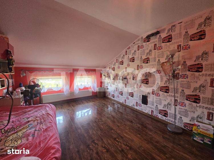 Casă cu 4 camere cu Teren 264 Mp în Tineretului