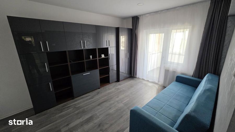 Inchiriez ap cu 2 camere zona Parc Central - 2