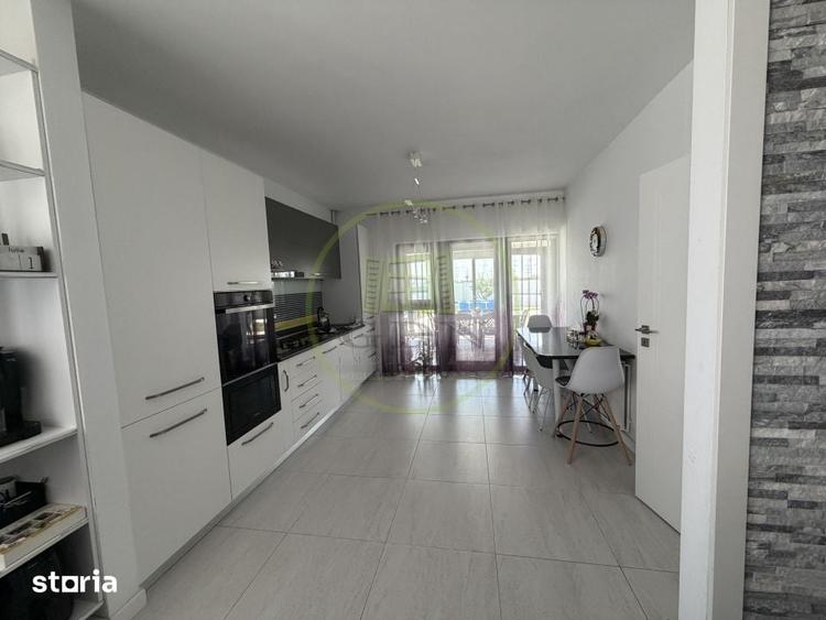 Casă cu 4 camere cu Teren 1142 Mp în Cârcea