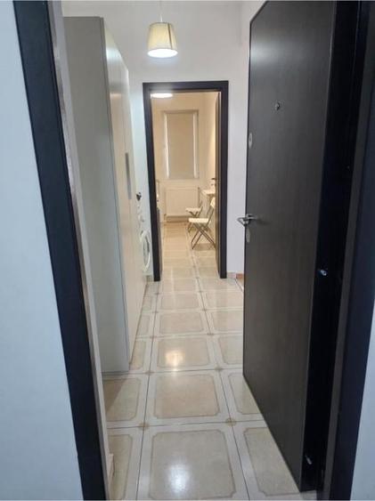 Apartament cu 2 camere în Apărătorii Patriei