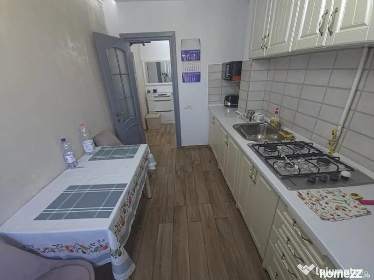 Apartament cu 2 camere decomandat în CET