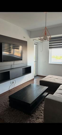 Apartament cu 3 camere decomandat, mobilat în Ultracentral