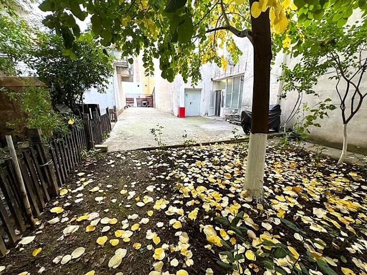 Spațiu comercial, de 650 mp, în Tineretului