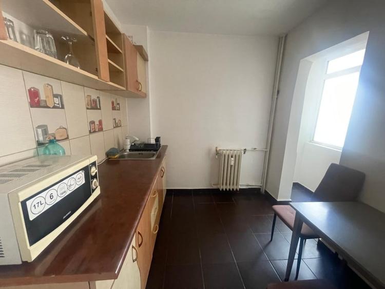 Apartament cu 2 camere decomandat, mobilat în Gării