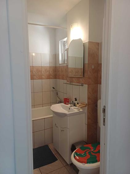 Apartament cu 2 camere semidecomandat în Brâncoveanu
