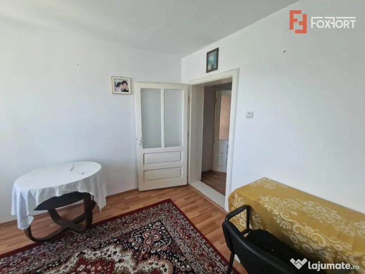 Casă cu 7 camere cu Teren 1439 Mp în Nord