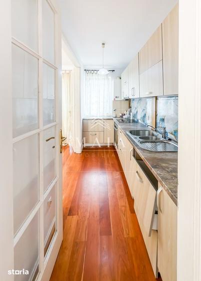 Apartament cu 3 camere în Lazaret