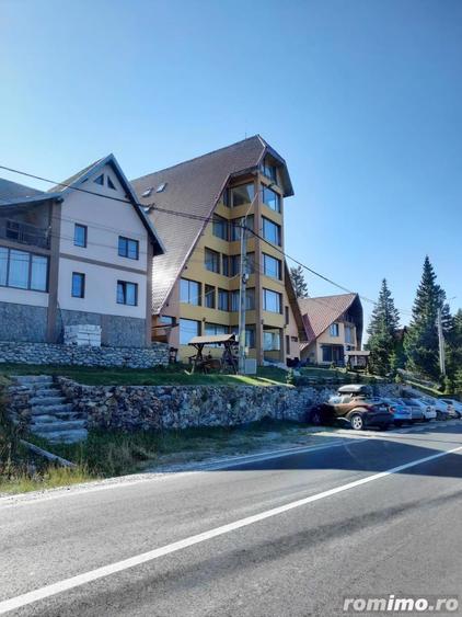Spațiu comercial, de 1,540 mp, în Rânca