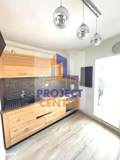 Apartament cu 3 camere decomandat în Eremia