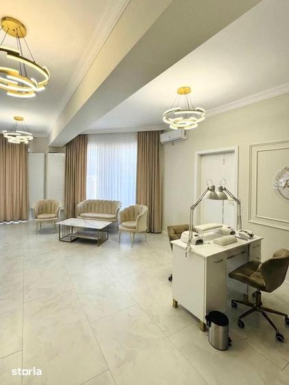 Casă cu 7 camere cu Teren 400 Mp în Domnești