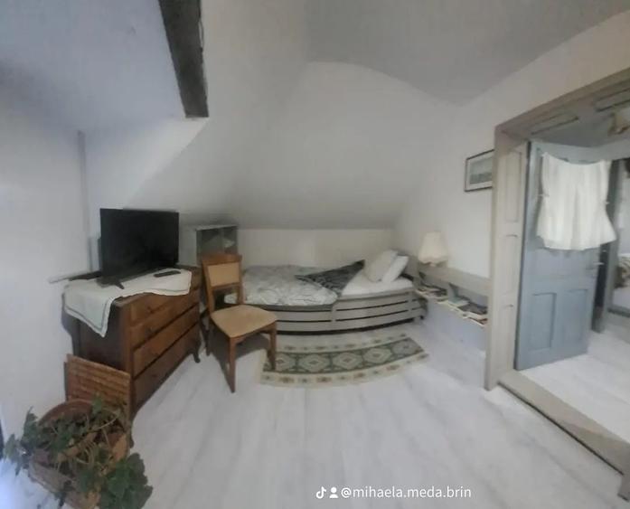 Casă cu 3 camere în Bogdănești