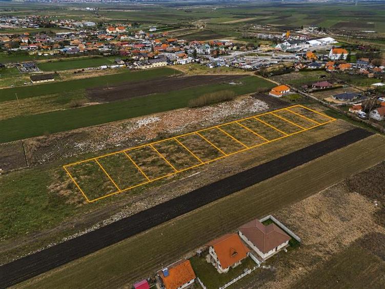 Teren Construcții intravilan de 680 mp, în Sud